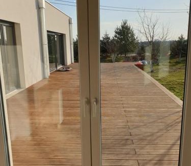 Sroda Wielkopolska Apartamento | Apartament w zieleni do wynajęcia blisko jeziora