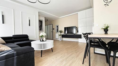 Kielce Apartamento | Apartament Wietrznia z tarasem, ogródkiem, parkingiem, na prestiżowym osiedlu obok rezerwatu przyrody NEW!