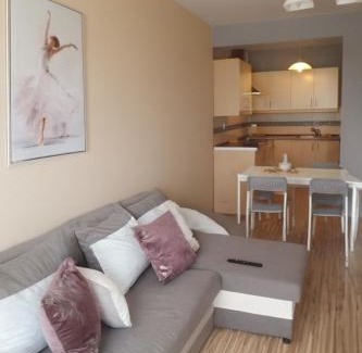Piaseczno Apartamento | Apartament z Garażem blisko Lotniska