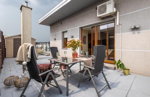 Krzyki Apartamento | Apartament z tarasem 120m2, klimatyzacja, parking w garażu