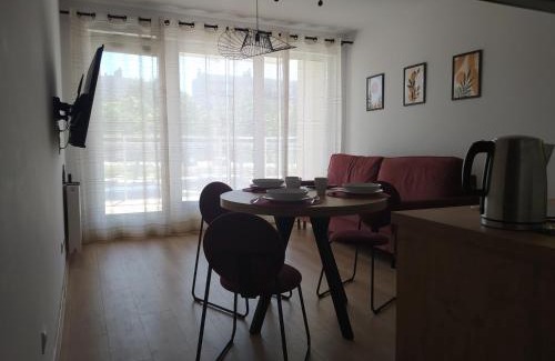 Kielce Apartamento | Apartament Zagi z miejscem parkingowym