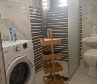 Komoran Apartamento | Apartament zentrum,Gjilan