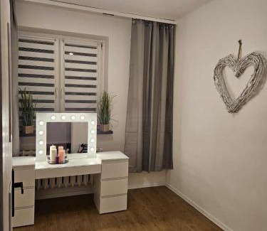 Dabrowa Gornicza Apartamento | Apartament Zielony Zakątek
