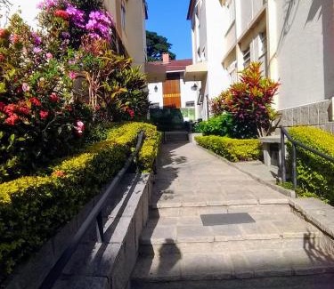 Teresopolis Apartamento | Apartamento ótima localização, prédio sem elevador