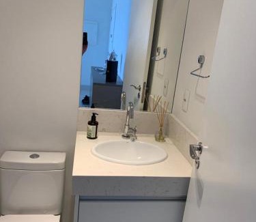 Aparecida Apartamento | Apartamento 01 quadra da praia - LUXO Praiamar Residence