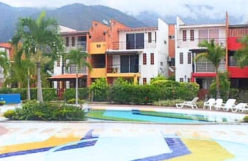 San Jeronimo Apartamento | "Apartamento 2 Habit en Ciudadela del Sol -Condominio, 4 piscinas, a una cuadra del parque"
