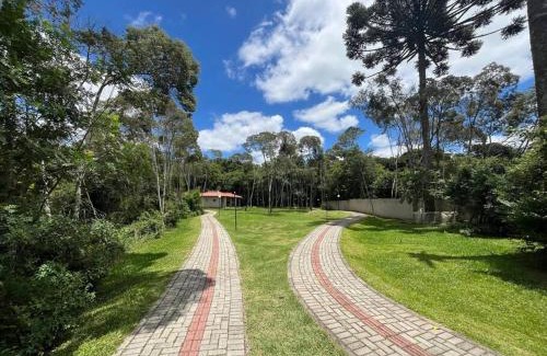Campo Largo Apartamento | Apartamento 2 quartos, prox Outlet Campo Largo BR e Hospitais possui lava e seca
