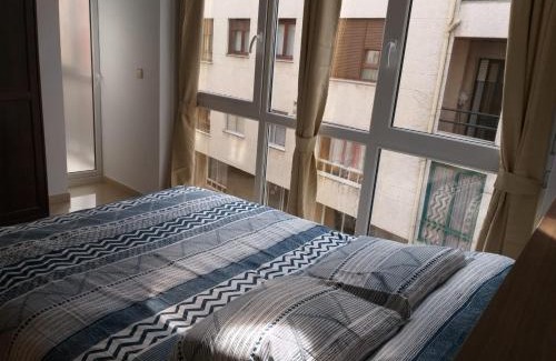 Dean Pequeno Apartamento | Apartamento 2º planta centro Ribeira by Cristian&Tamara "alquileres"
