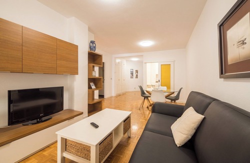 Ermitagana Apartamento | Apartamento a 2 minutos caminando de la Clínica Universitaria