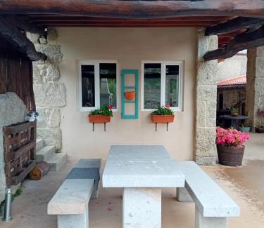 A Teixeira Apartamento | Apartamento a estrenar construcción tradicional en pleno Corazón da Ribera Sacra