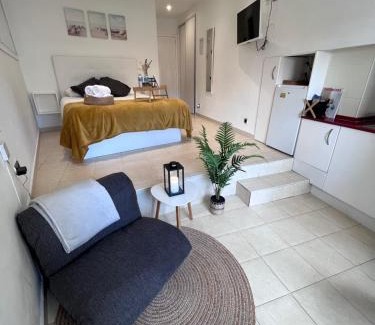 La Pineda Apartamento | Apartamento acogedor en primera línea de playa