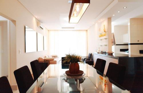Centro Apartamento | Apartamento alto padrão com 3 suítes, sala 3 ambientes todos com ar, ambientes novos e moderno.