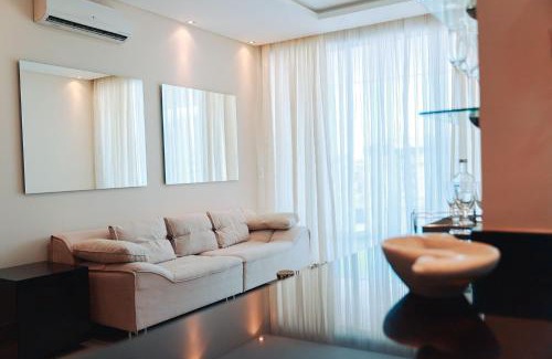 Centro Apartamento | Apartamento alto padrão com 3 suítes, sala 3 ambientes todos com ar, ambientes novos e moderno.