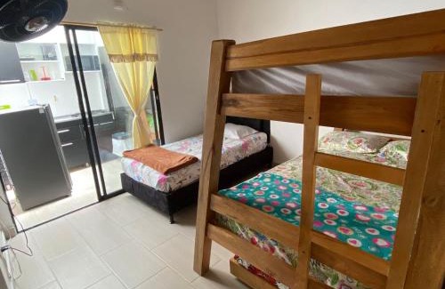 Suramericana Apartamento | APARTAMENTO AMOBLADO SECTOR LAURELES-ESTADIO hasta 8 personas - Londres