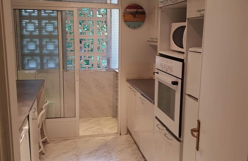 Peña Grande Apartamento | Apartamento, amplio y luminoso, cerca del centro de Madrid, a 2 min del metro.