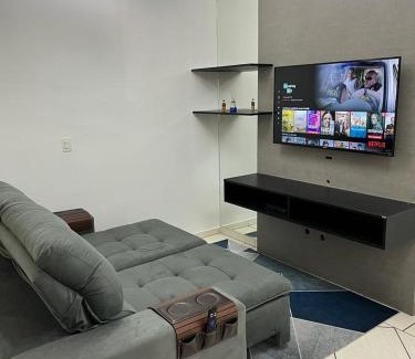 Americana Apartamento | APARTAMENTO AMPLO COMPLETO (SUITE/QUARTO)