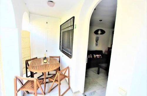 Torrequebrada Apartamento | Apartamento Andalucía - A 100 metros de la playa, Camino recto sin cuestas - Piscina
