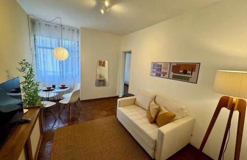 Nova Friburgo Apartamento | Apartamento ao lado da Praça do Suspiro com vaga de garagem