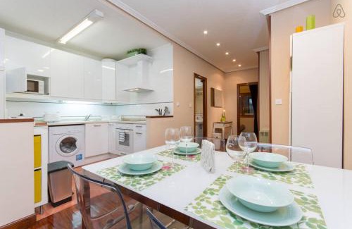 Centro histórico de Bilbao Apartamento | Apartamento Artekale