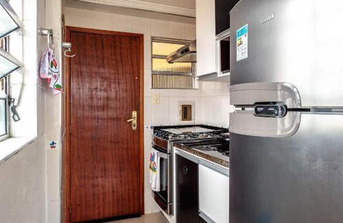 Praia dos Sonhos Apartamento | APARTAMENTO, ATÉ 4 PESSOAS,20 Metros da PRAIA do SONHO, PÉ NA AREIA,100 MB WI-FI