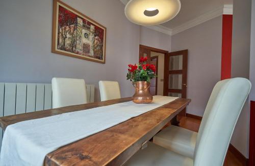 Deustuko San Pedro-Erribera Apartamento | Apartamento BIO Exclusivo con mirador en Bilbao y aparcamiento público gratuito