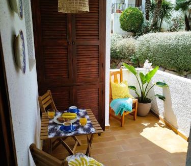 Pedreguer Apartamento | Apartamento Buganvilla Pool