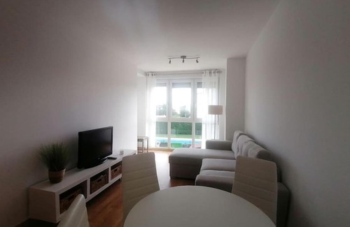 Suances Apartamento | Apartamento céntrico con piscina y garaje