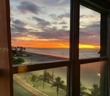 Mongagua Apartamento | Apartamento Centro Frente Mar-Mongaguá