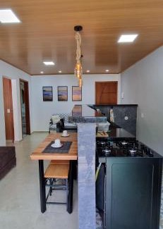 Praia Grande Apartamento | Apartamento charmoso perto da praia dos anjos