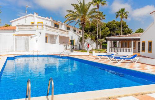 Cala'n Bosch Apartamento | Apartamento chic en calan bosch