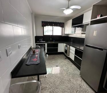 Tupi Apartamento | Apartamento cobertura com piscina em Praia Grande