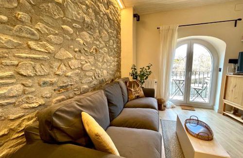 Camprodon Apartamento | Apartamento colgante al río con vistas al puente