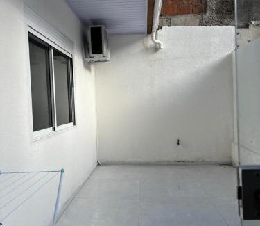 Sao Geraldo Apartamento | Apartamento com pátio um dormitório próximo do Sogipa