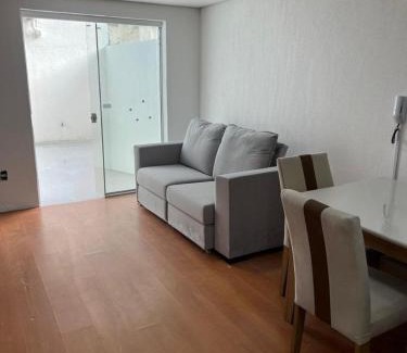 Sao Geraldo Apartamento | Apartamento com pátio um dormitório próximo do Sogipa