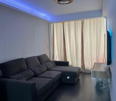 Santa Iria de Azoia Apartamento | Apartamento com suíte e jacuzzi