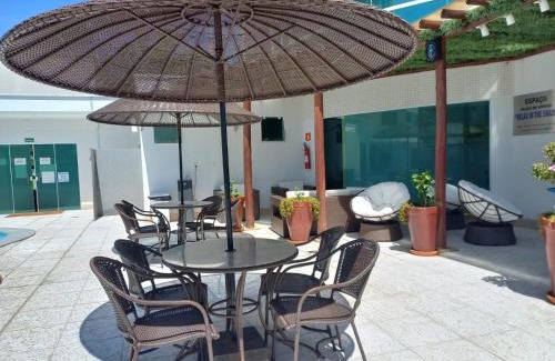 Bandeirantes Apartamento | Apartamento com varanda gourmet e churrasqueira Caldas Nova