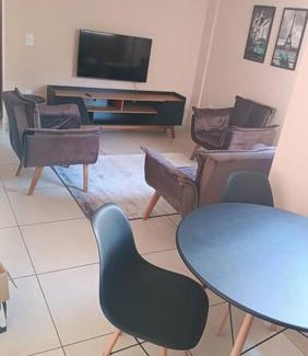 Aperibe Apartamento | Apartamento com varanda no centro de Aperibé
