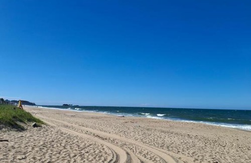 Itacolomi Apartamento | APARTAMENTO Completo 100 Metros PRAIA 19 Minutos BETO CARREIRO