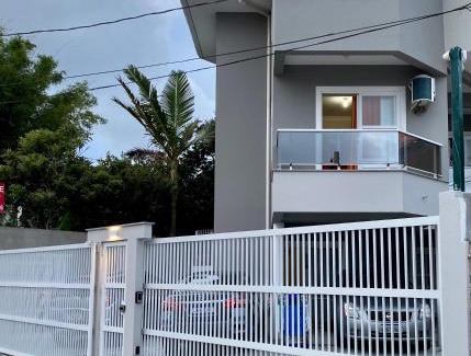 Cachoeira do Bom Jesus Apartamento | Apartamento Completo Próximo a Praia - Residencial Vieira
