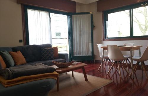 Vigo Apartamento | Apartamento completo con parking privado y WiFi en San Roque
