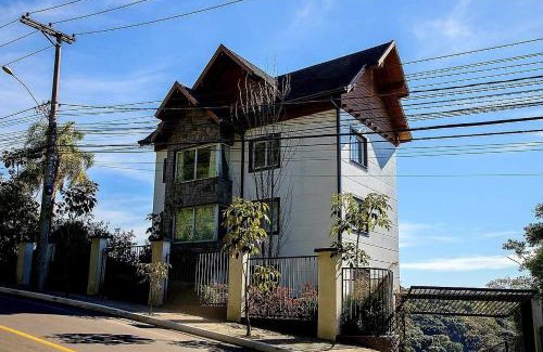 Dutra Apartamento | Apartamento Completo e Confortável em Gramado