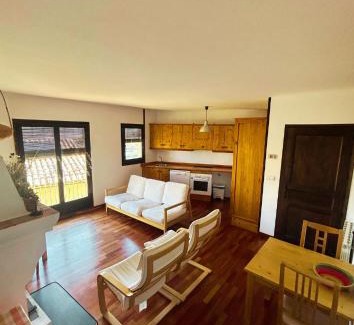 Montsonis Apartamento | Apartamento con chimenea - Golfes Cal Gravat