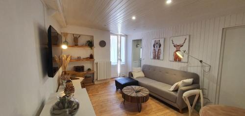 Puigcerda Apartamento | APARTAMENTO CON ENCANTO TÍPICO CERETÀ Centro