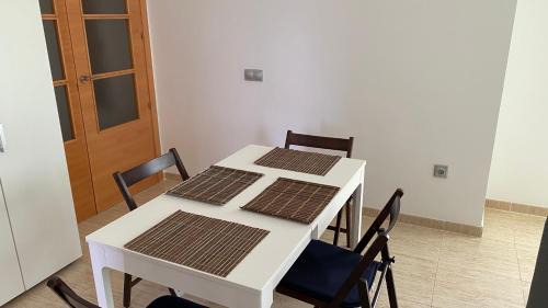 Retamar Apartamento | Apartamento con espectaculares vistas en Retamar