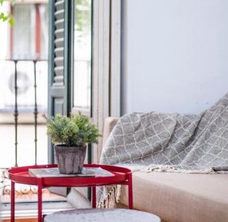 Barrio de La Latina Apartamento | Apartamento con Estilo en Madrid de los Austrias -Tradición Renovada