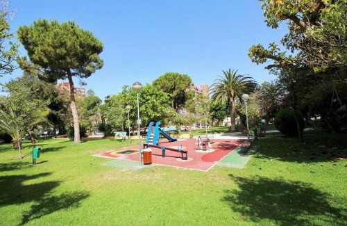 Cabo de las Huertas Apartamento | Apartamento con gran urbanización y piscina