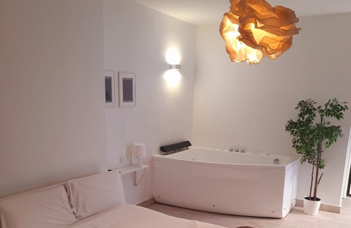 Benicalap Apartamento | Apartamento con Jacuzzi y Cocina