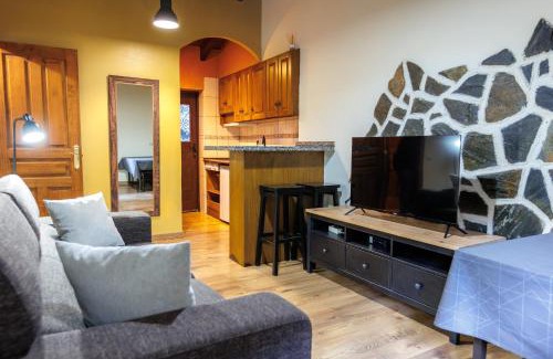 Ponga Apartamento | Apartamento con jacuzzi a orillas del Río Sella