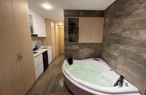 Usaquen Apartamento | - Apartamento con Jacuzzi Privado y Cama Queen -