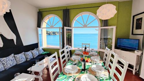 La Fosca Apartamento | Apartamento con jardín a 11 metros de la playa. CG.